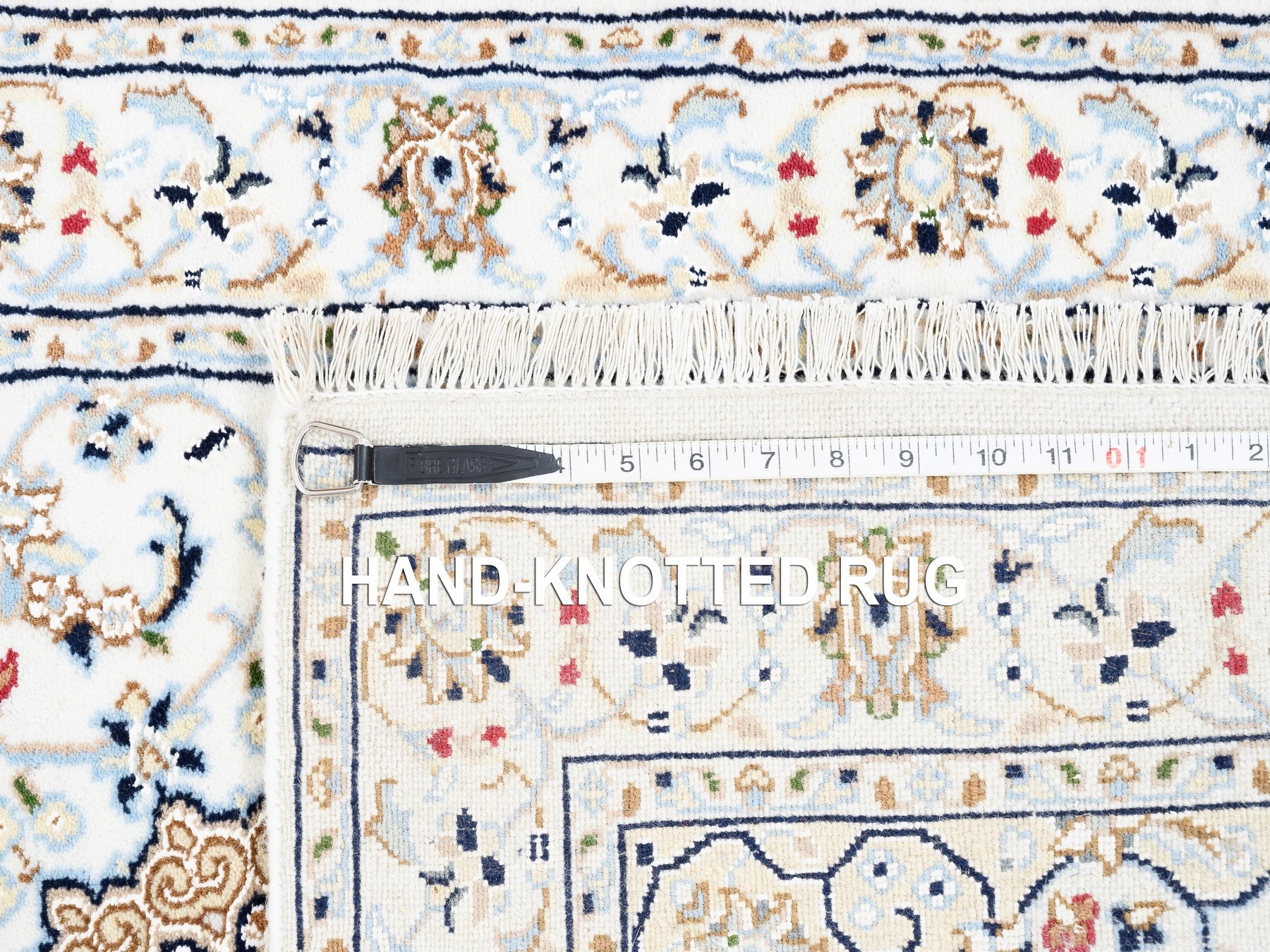 Traditional Rugs LUV564957